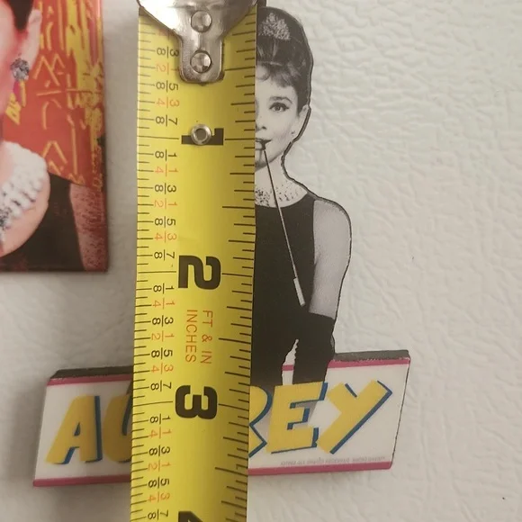 Audrey Hepburn Magnet Set - Picture 6 of 6
